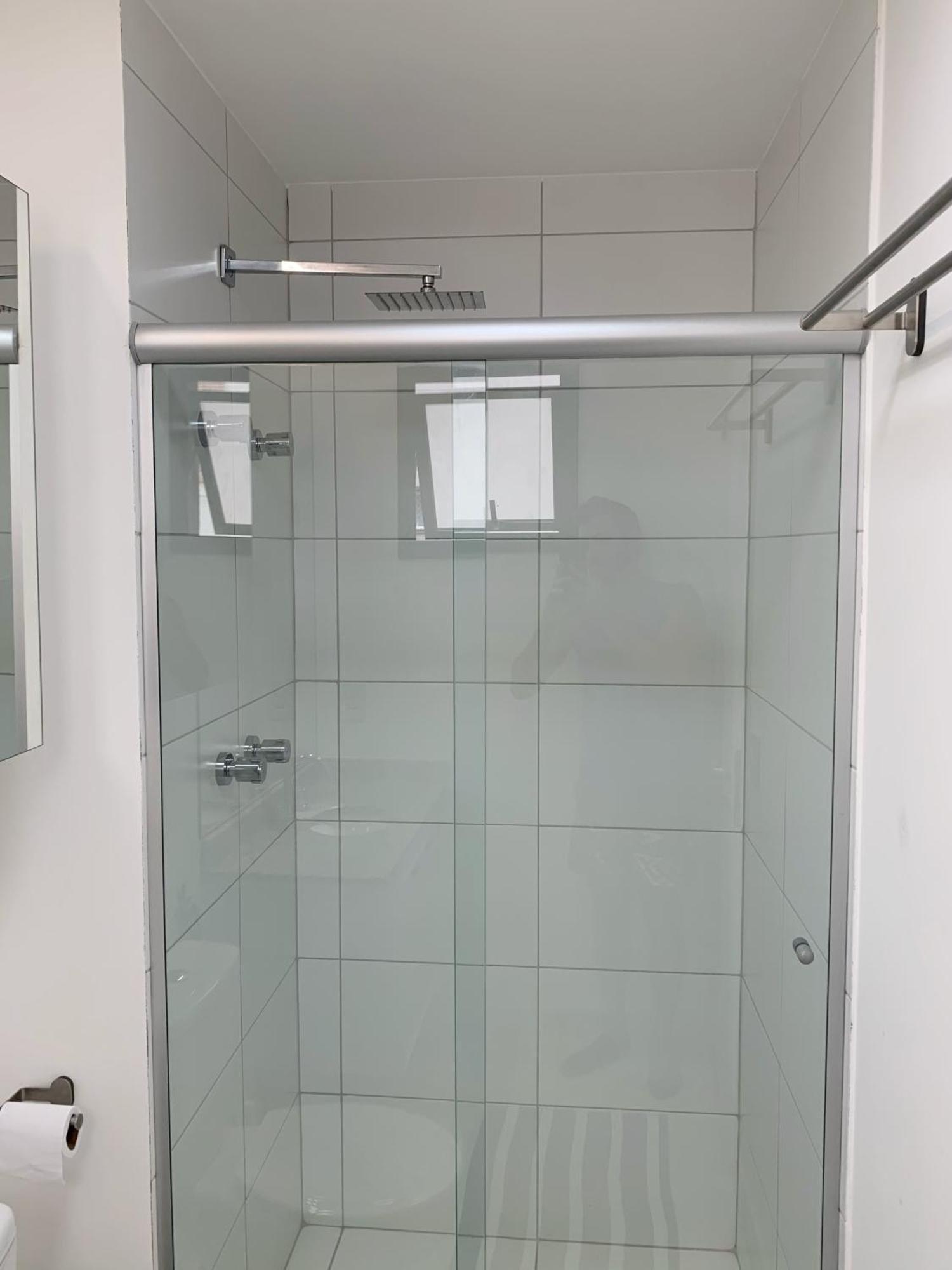 Minimalist New Apartamento